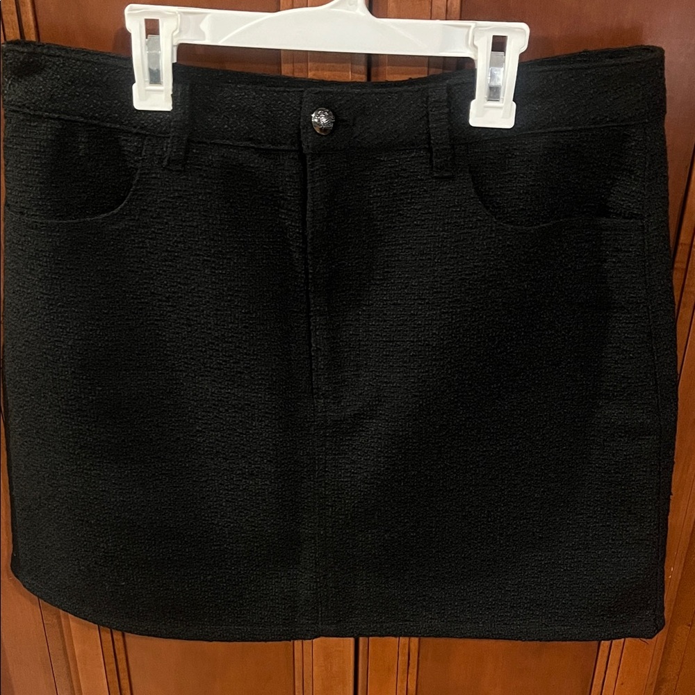 Black Textured Mini Skirt with Button Waist